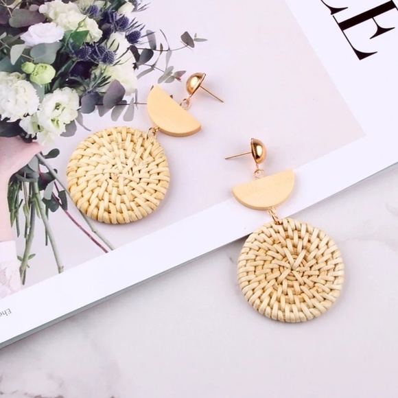 New Handmade Wooden Straw Round Drop Earrings - Picture 4 of 7